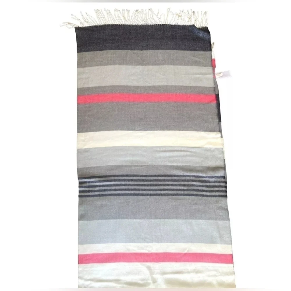 NWOT | GAP | Brushed Wool Oversized Scarf | Heather Gray, Pink, Ivory - Picture 3 of 10